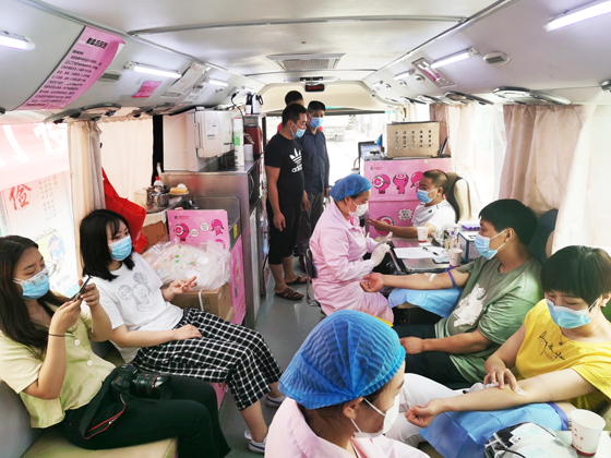 服務(wù)社會 熱心公益——嵐皋縣滔河鎮(zhèn)組織開展愛心獻(xiàn)血活動