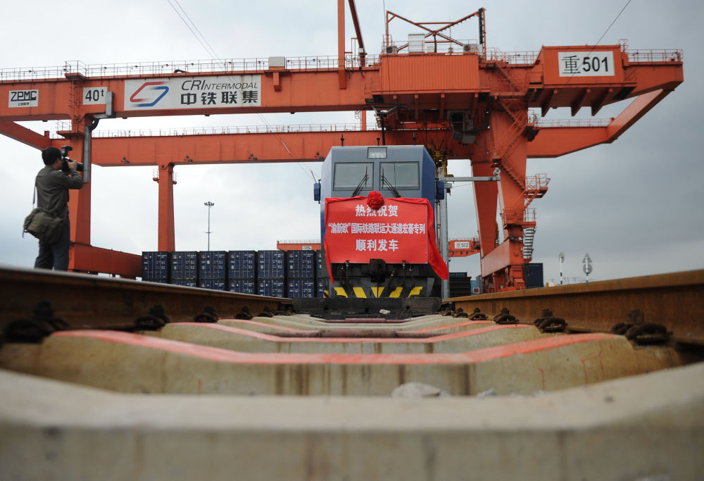 △ 2011年9月22日拍攝的首列“渝新歐”宏碁專(zhuān)列。新華社記者 李健 攝